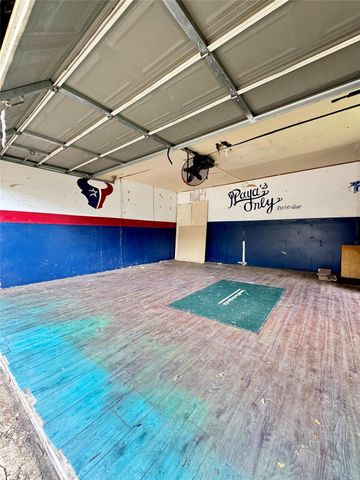 6018 W 43rd Street, Houston, TX 77092