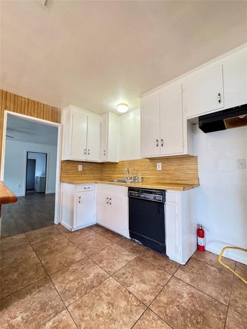 6018 W 43rd Street, Houston, TX 77092