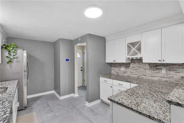 4956 Aspen St, West Mifflin, PA 15122