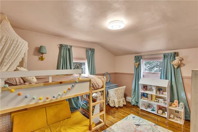 4956 Aspen St, West Mifflin, PA 15122