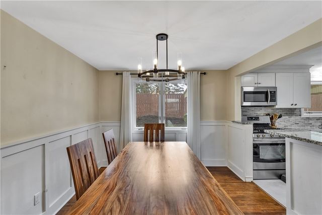 4956 Aspen St, West Mifflin, PA 15122