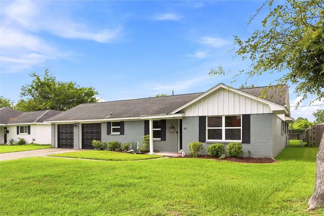 412 Inwood Drive, Baytown, TX 77521