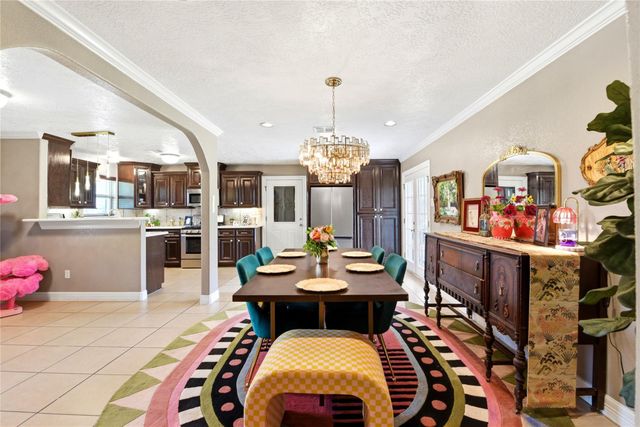 412 Inwood Drive, Baytown, TX 77521