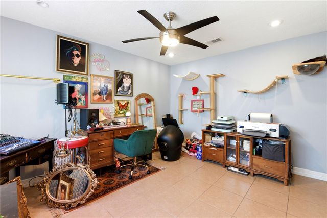 412 Inwood Drive, Baytown, TX 77521