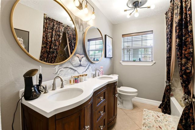 412 Inwood Drive, Baytown, TX 77521