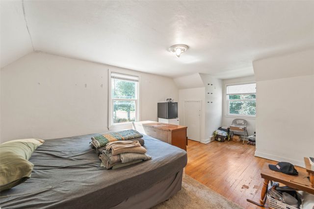 2812 Wood Street, Ames, IA 50014