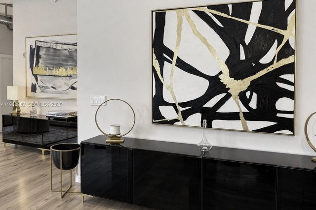 2100 Van Buren St 214, Hollywood, FL 33020