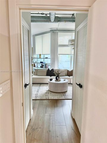 2100 Van Buren St 214, Hollywood, FL 33020