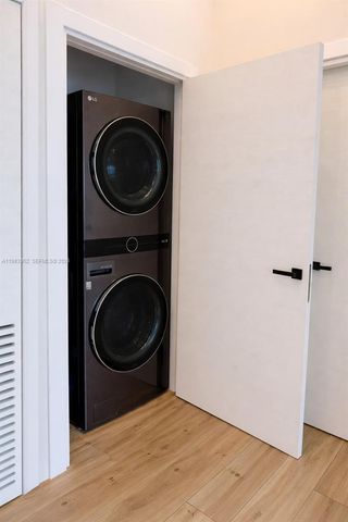 2100 Van Buren St 214, Hollywood, FL 33020