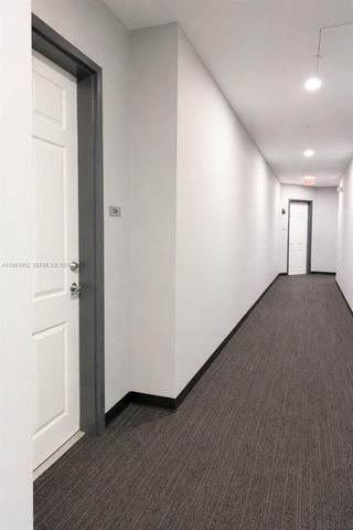 2100 Van Buren St 214, Hollywood, FL 33020