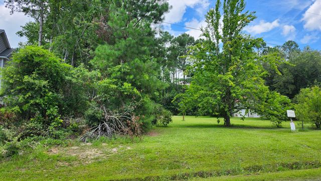 7-E Young Drive, Summerville, SC 29483
