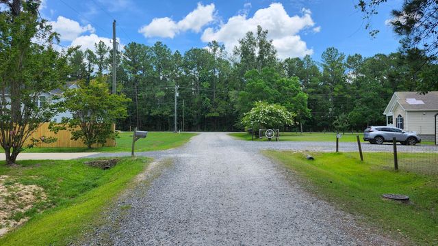 7-E Young Drive, Summerville, SC 29483