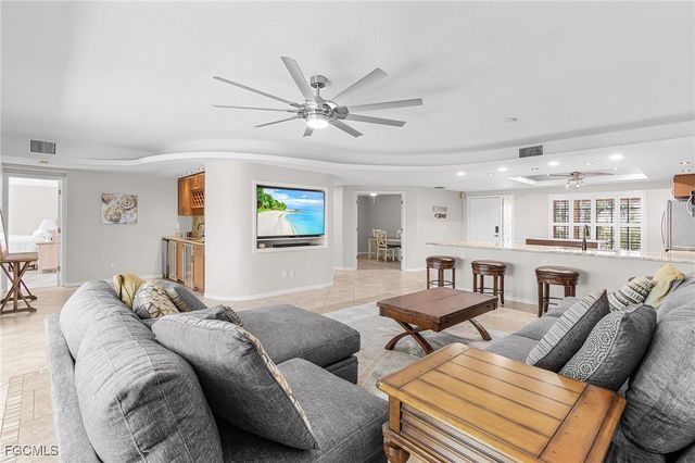 1614 Beach PKWY 102, Cape Coral, FL 33904