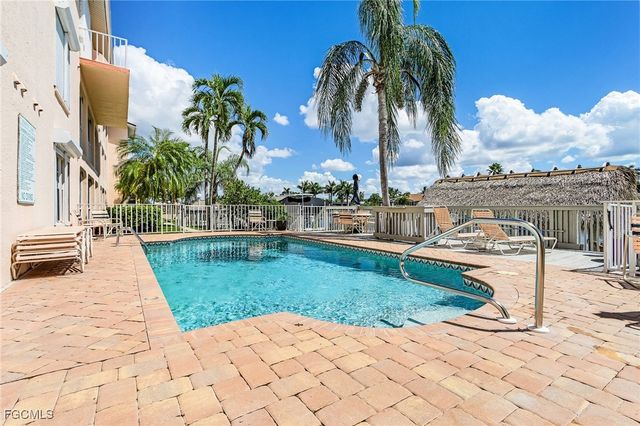 1614 Beach PKWY 102, Cape Coral, FL 33904
