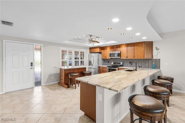 1614 Beach PKWY 102, Cape Coral, FL 33904