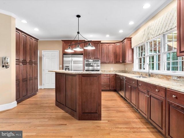 6048 WHITE FLINT DR, Frederick, MD 21702