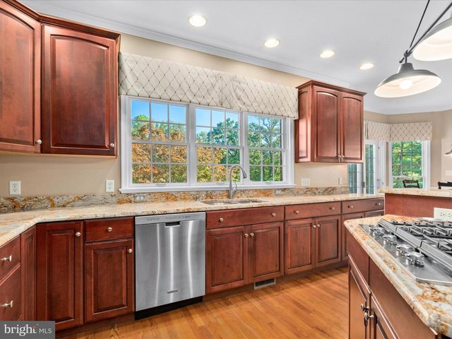 6048 WHITE FLINT DR, Frederick, MD 21702