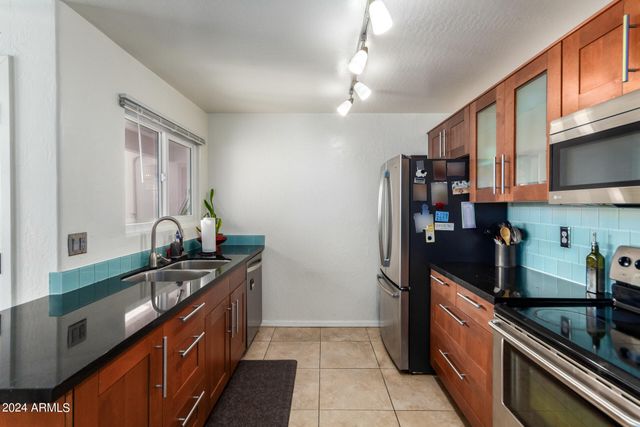 11260 N 92ND Street 2108, Scottsdale, AZ 85260