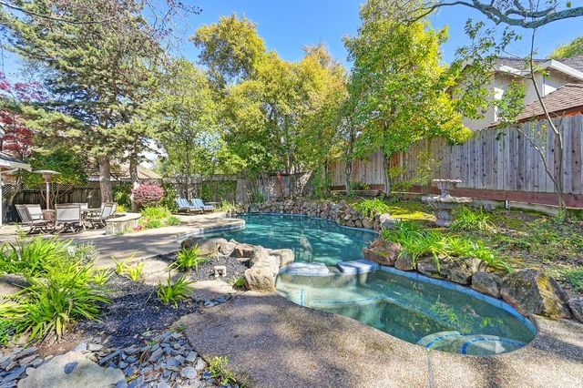 7440 Hill Rd, Granite Bay, CA 95746