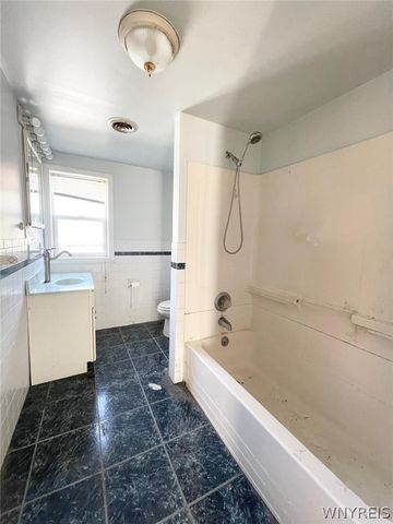 86 Prospect Avenue, Buffalo, NY 14201