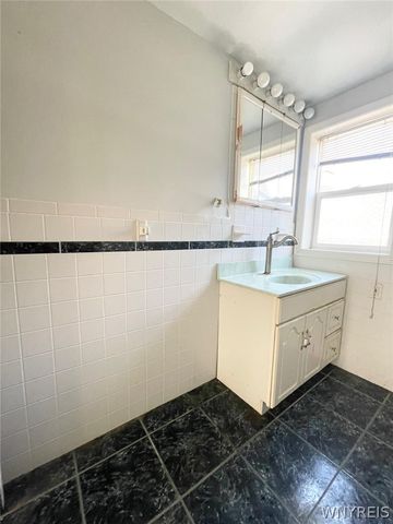 86 Prospect Avenue, Buffalo, NY 14201