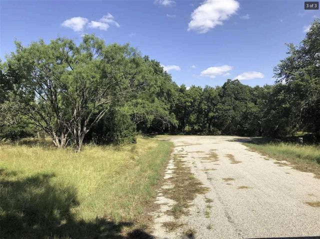 320 Lakawana, Horseshoe Bay, TX 78657
