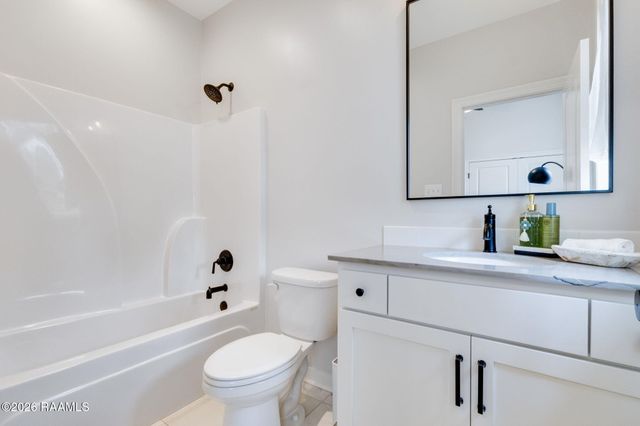108 Sanctuary Lane, Lafayette, LA 70503
