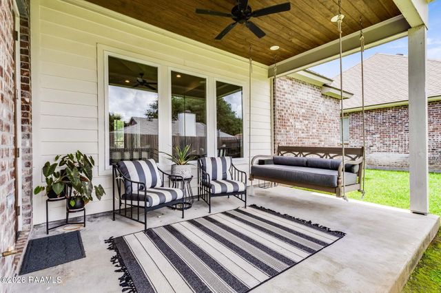 108 Sanctuary Lane, Lafayette, LA 70503