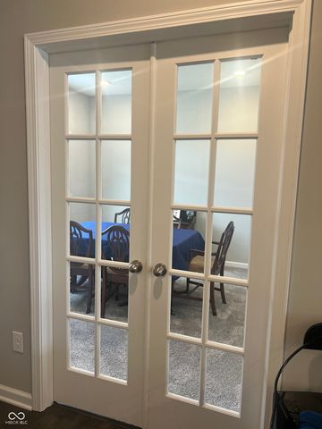 6683 Birmingham Avenue, Mccordsville, IN 46055