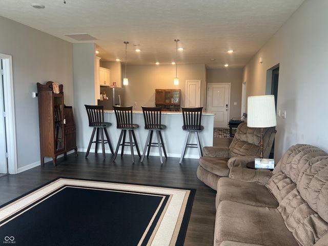 6683 Birmingham Avenue, Mccordsville, IN 46055