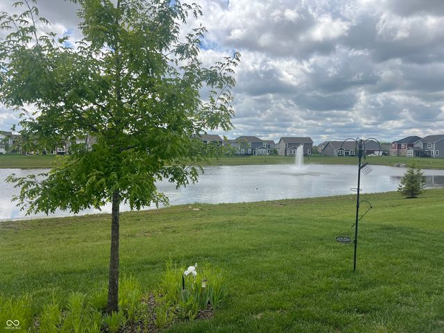 6683 Birmingham Avenue, Mccordsville, IN 46055