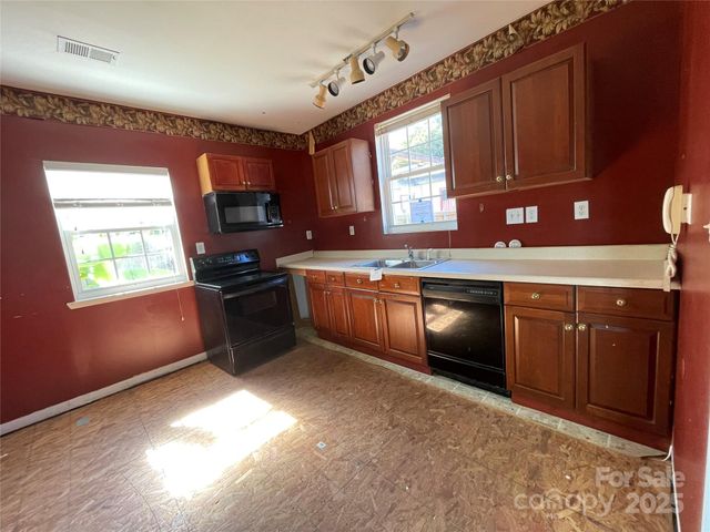 1309 Fairmont Street, Charlotte, NC 28216