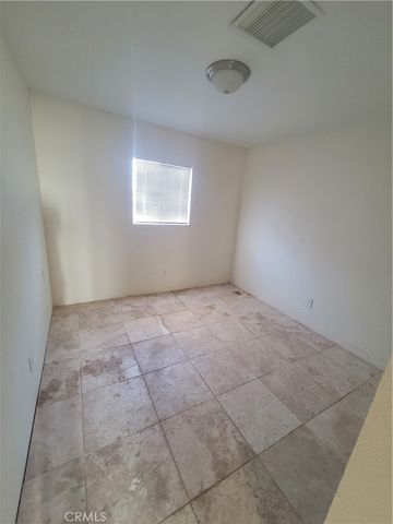 40000 140th Street E, Palmdale, CA 93591