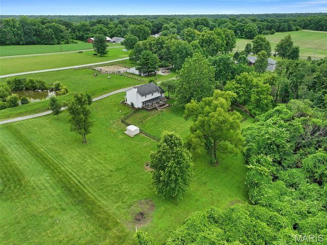 4740 Drda Lane, Edwardsville, IL 62025