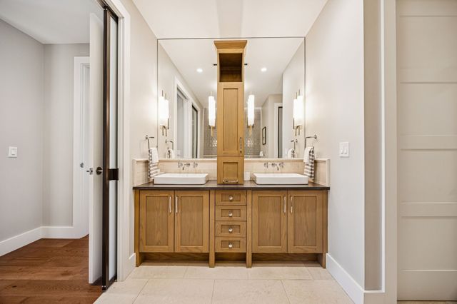 350 Central Avenue 210, Southlake, TX 76092