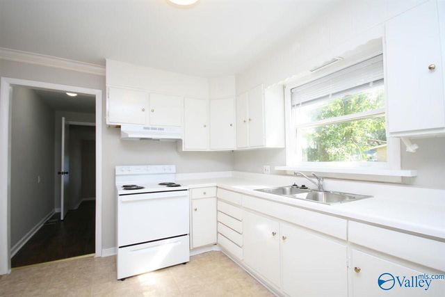 403 Arthur Street, Huntsville, AL 35805