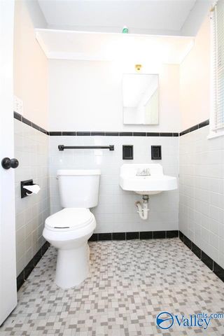 403 Arthur Street, Huntsville, AL 35805