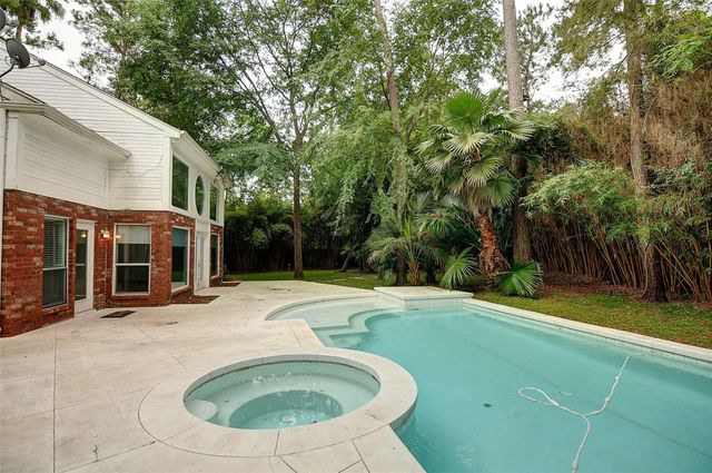 10 Indian Sage, The Woodlands, TX 77381