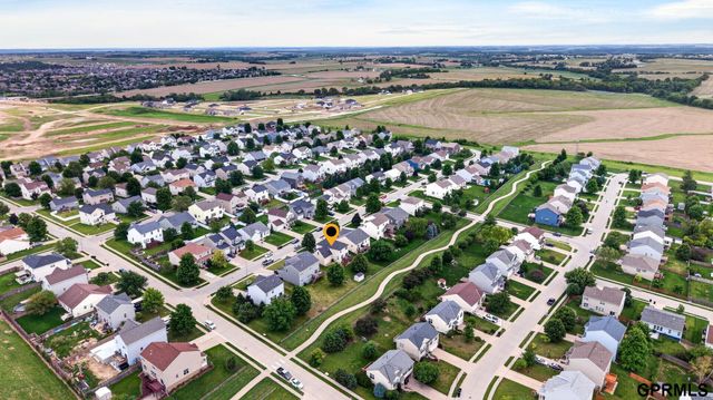 2306 Ridgeview Drive, Papillion, NE 68046
