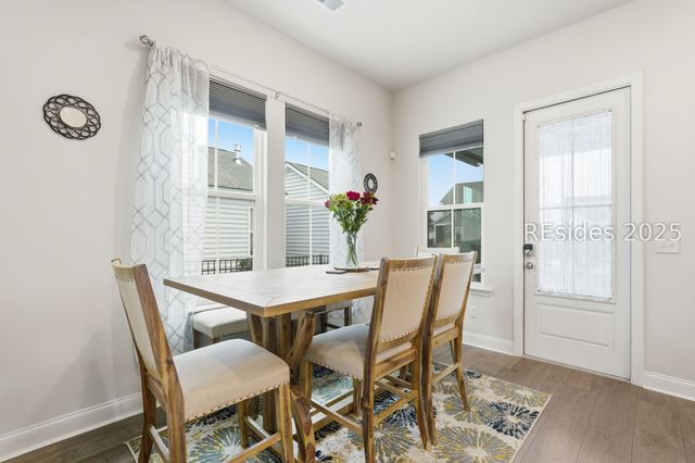 188 Hawthorn Ln, Hardeeville, SC 29927