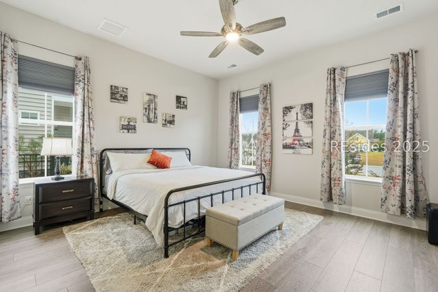 188 Hawthorn Ln, Hardeeville, SC 29927