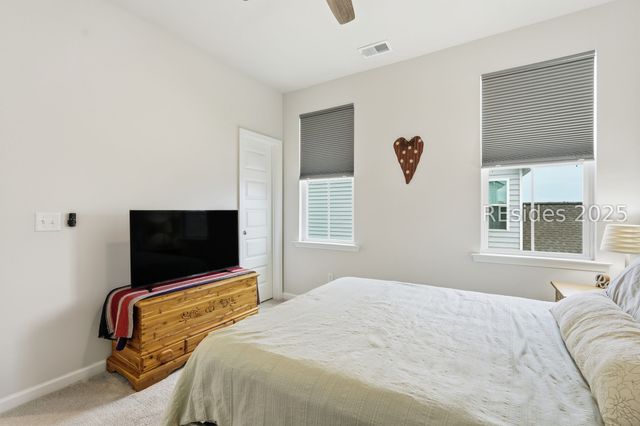 188 Hawthorn Ln, Hardeeville, SC 29927