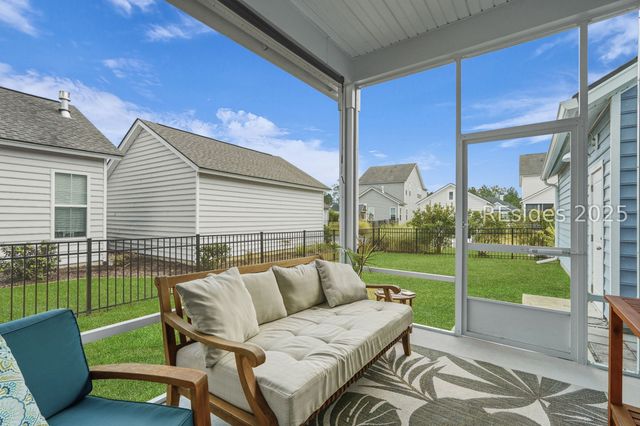 188 Hawthorn Ln, Hardeeville, SC 29927