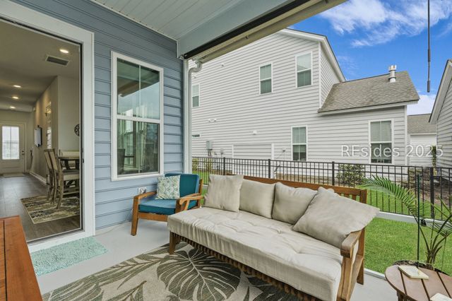 188 Hawthorn Ln, Hardeeville, SC 29927