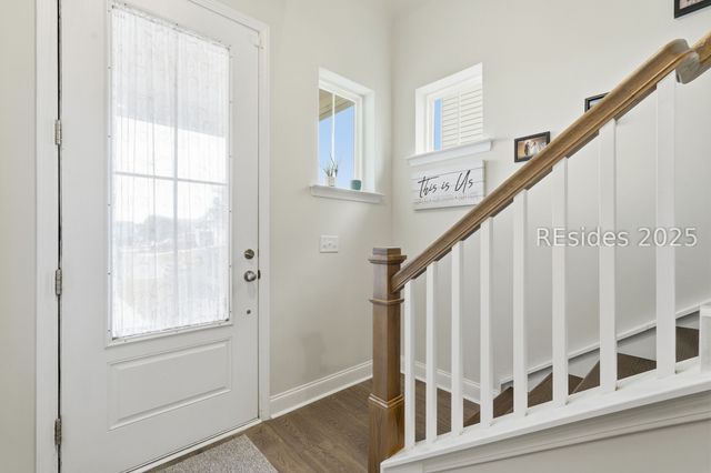 188 Hawthorn Ln, Hardeeville, SC 29927