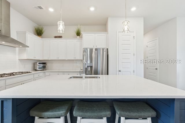 188 Hawthorn Ln, Hardeeville, SC 29927