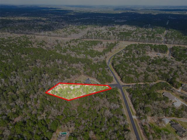 7941 Rodeo Road, Waller, TX 77484