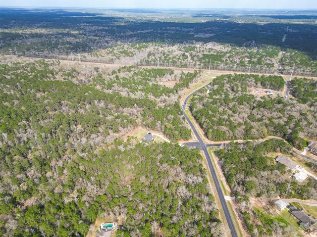 7941 Rodeo Road, Waller, TX 77484