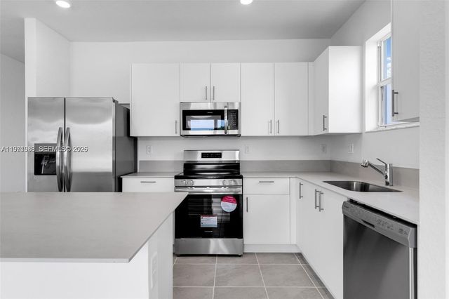 2960 SE 23rd Ave 2960, Homestead, FL 33035