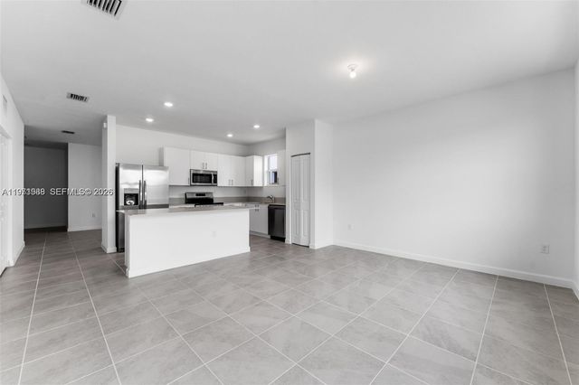 2960 SE 23rd Ave 2960, Homestead, FL 33035